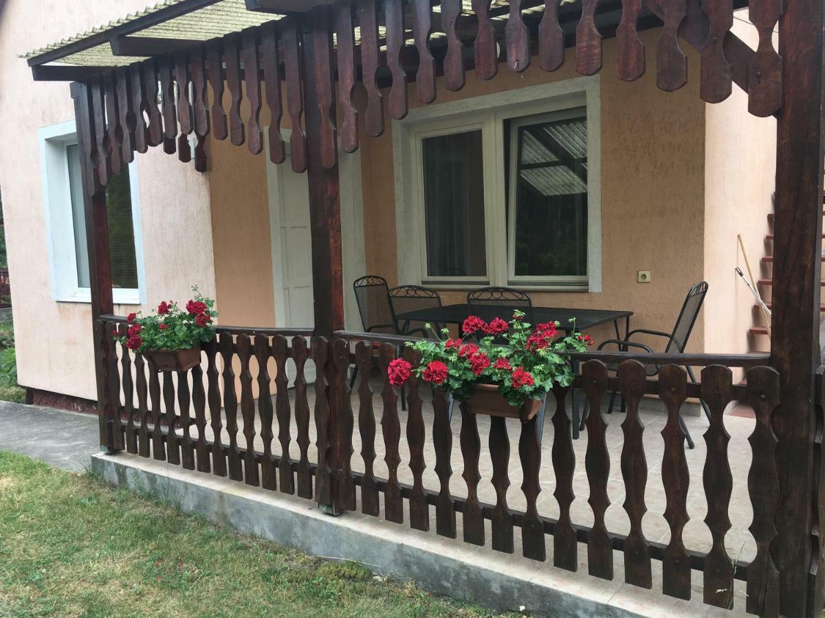 Balatonfenyves - Munkacsy U. 6. Βίλα Εξωτερικό φωτογραφία